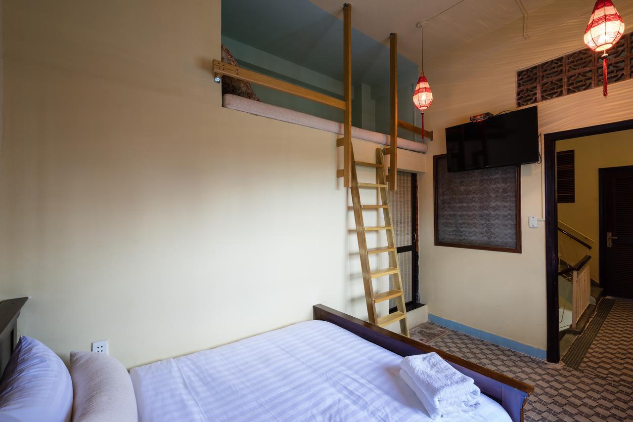 مبيت وإفطار مدينة هوشي منه The Red House المظهر الخارجي الصورة